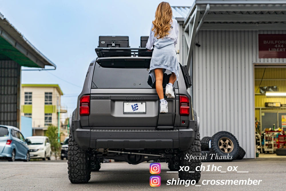 【ガラス開閉タイプ】ランクル250 リアラダー ハーフタイプ LANDCRUISER250